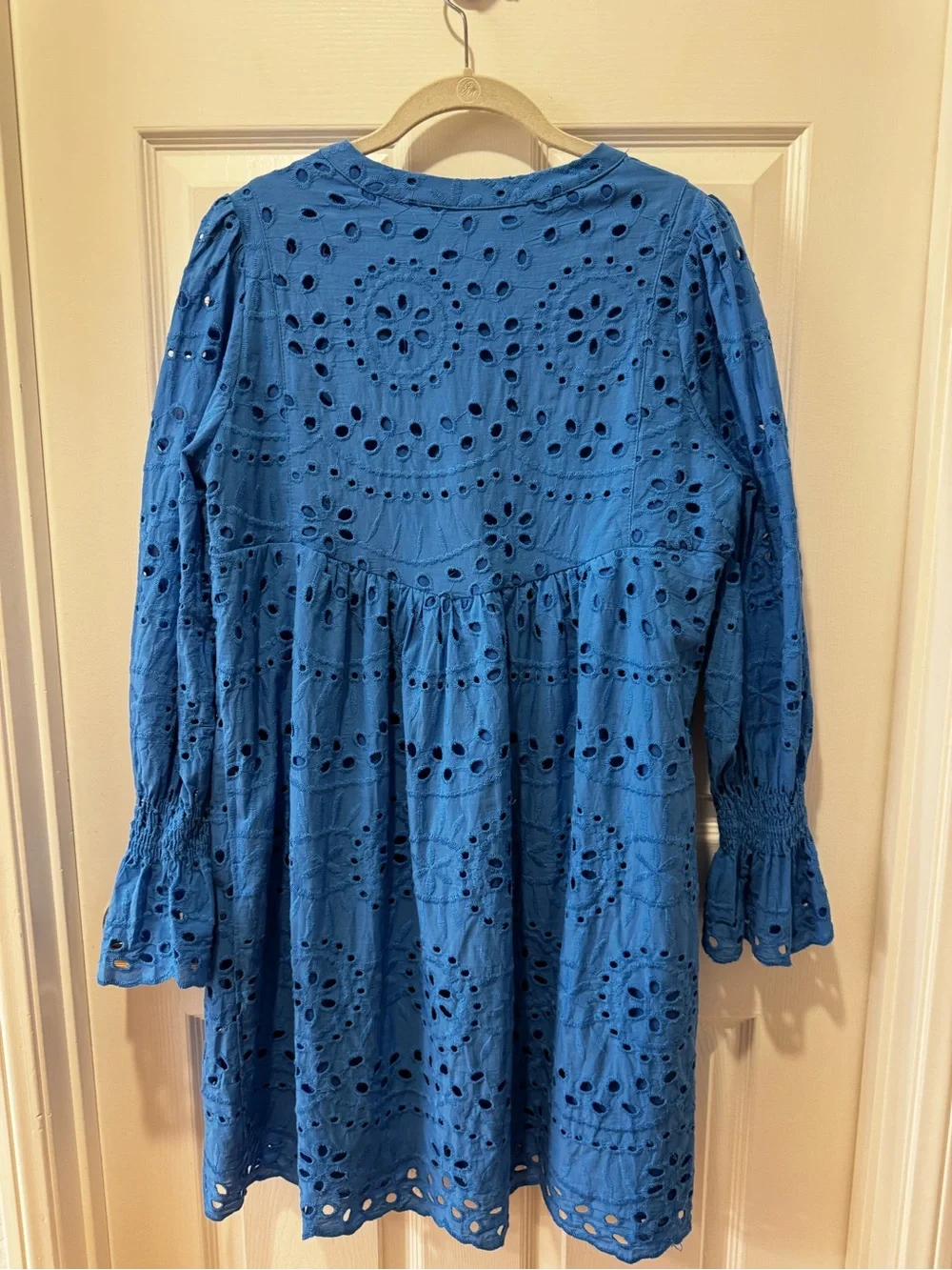Dokotoo Cobalt Blue Eyelet Boho Peasant Mini Dress Sz M - Picture 4 of 8